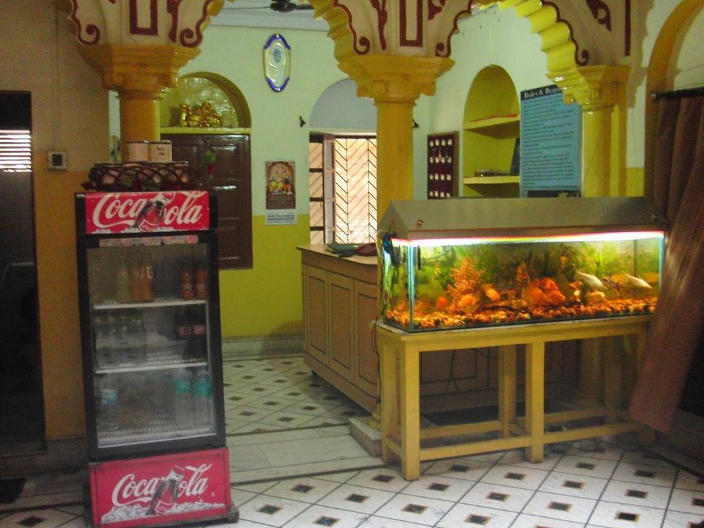 Shivakashi Guest House Варанаси Экстерьер фото