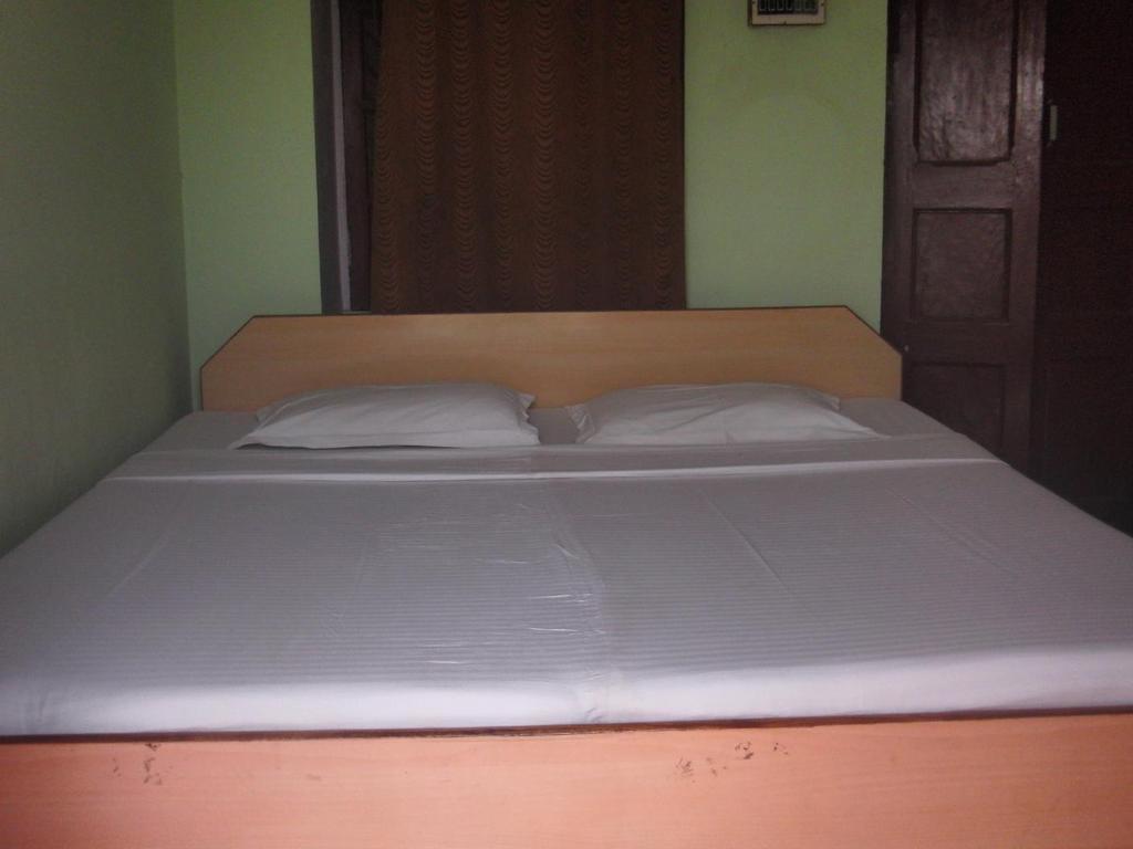 Shivakashi Guest House Варанаси Номер фото
