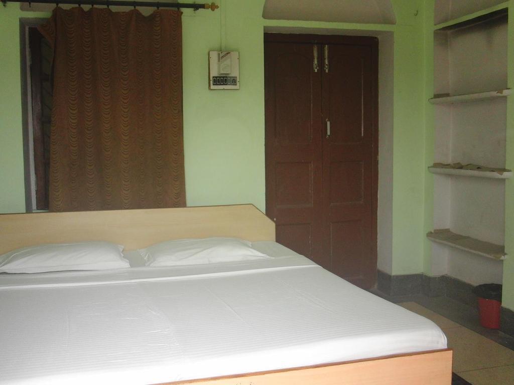 Shivakashi Guest House Варанаси Экстерьер фото